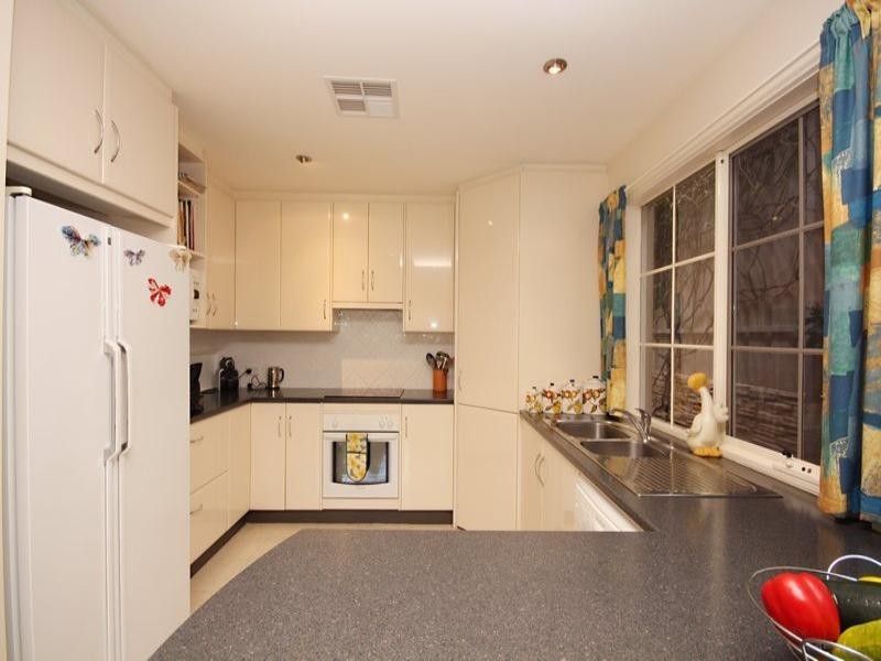 2 Grosvenor Court, Athelstone SA 5076