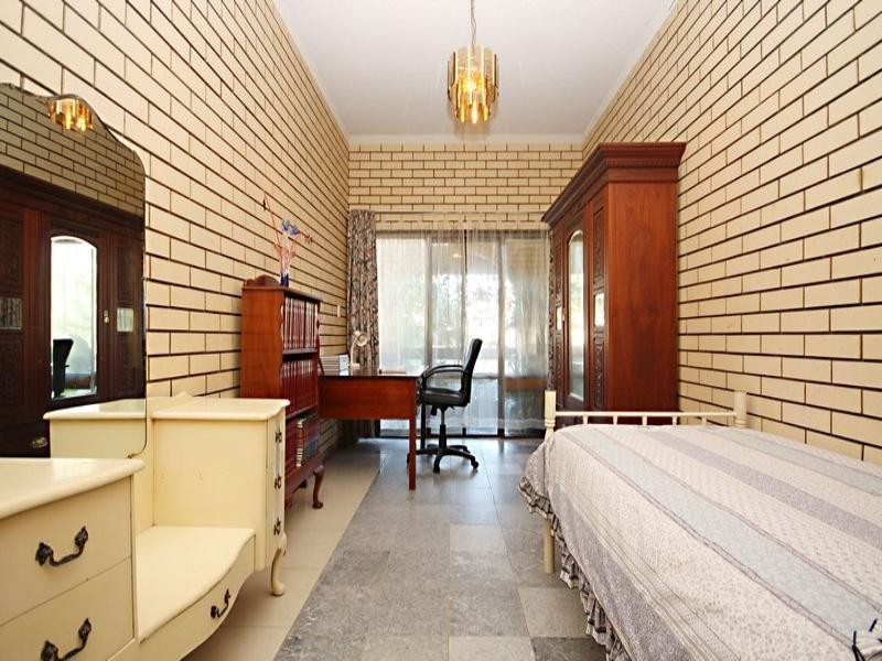 21 Burton Road, Athelstone SA 5076