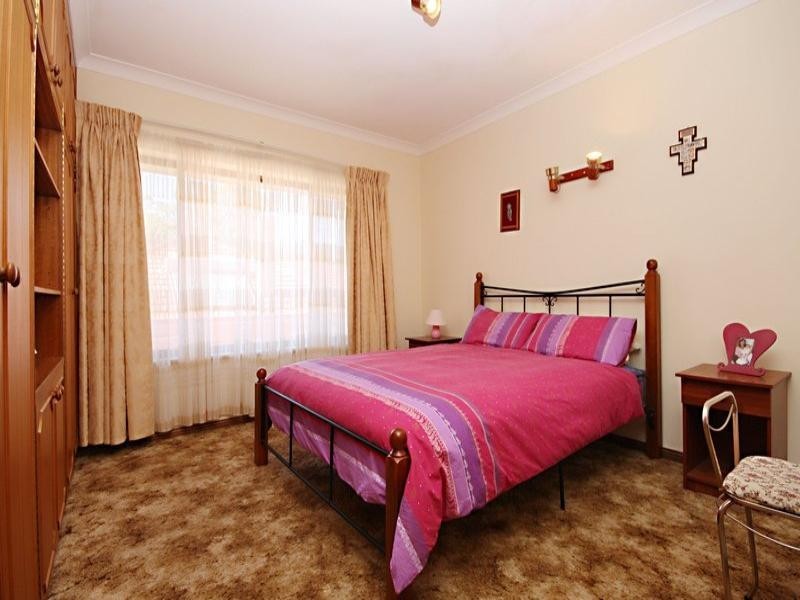 21 Burton Road, Athelstone SA 5076