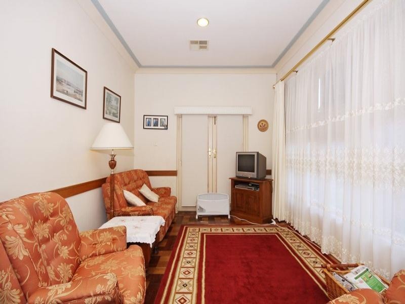 5 Doreen Street, Vale Park SA 5081