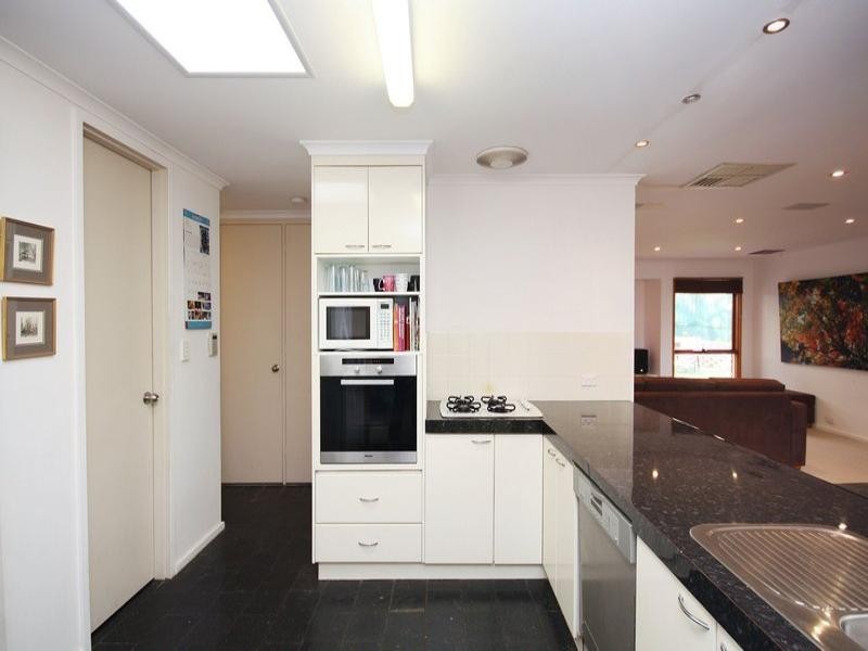 8 Bluegum Court, Athelstone SA 5076