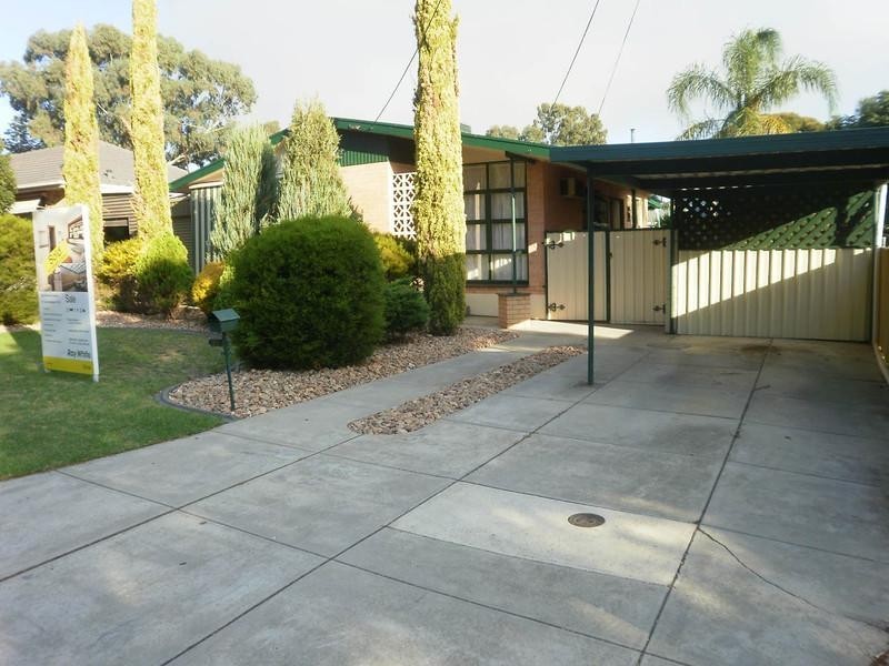 37 Hazel Grove, Ridgehaven SA 5097