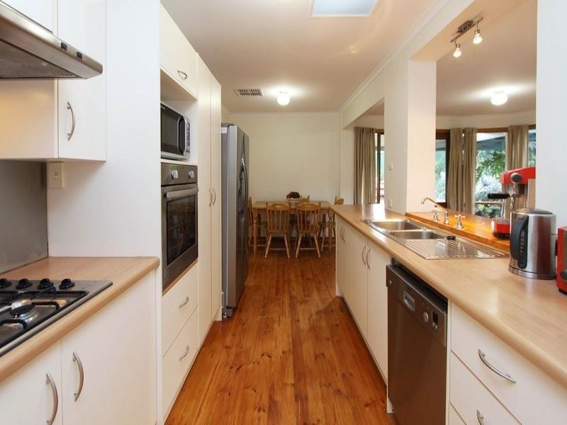 10 Raymond Avenue, Athelstone SA 5076