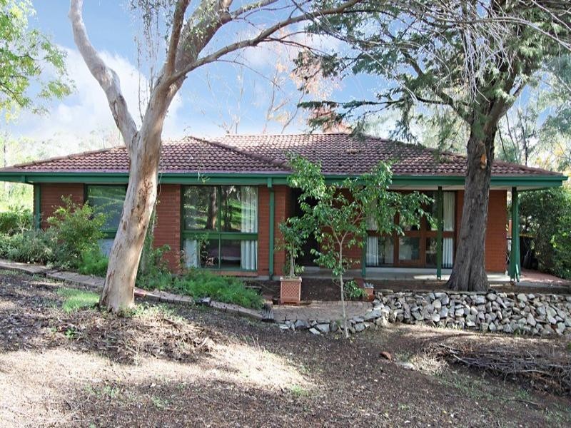15 Adela Crescent, Athelstone SA 5076