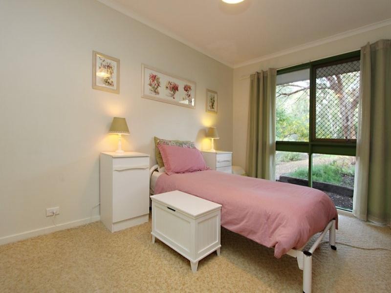 15 Adela Crescent, Athelstone SA 5076