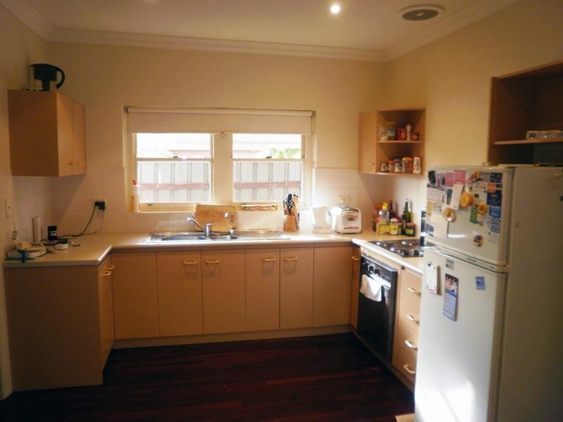 15 Meadow Avenue, Campbelltown SA 5074