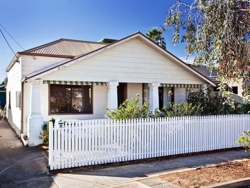 8 Francis Street, Peterhead SA 5016