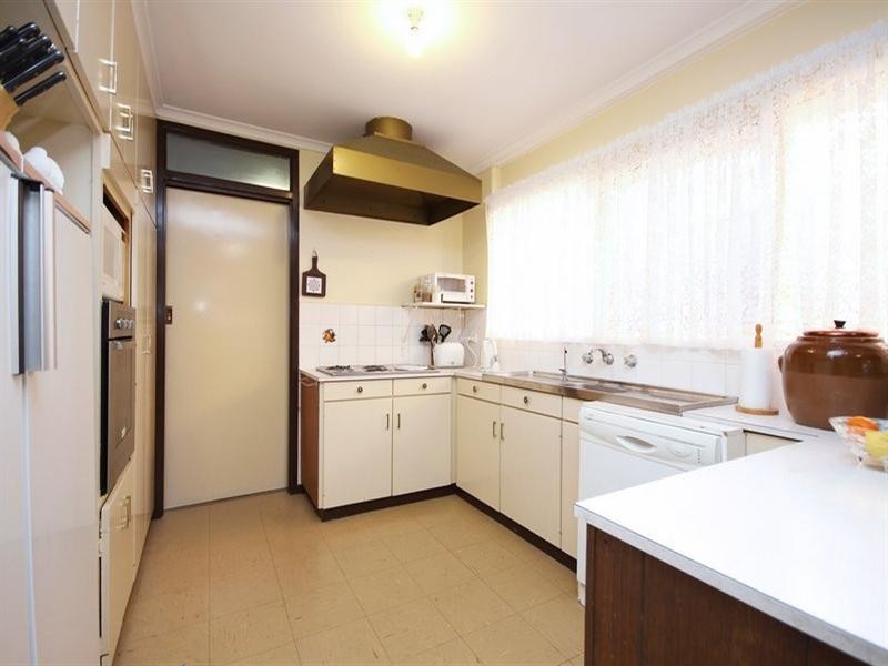 6 Burnbank Grove, Athelstone SA 5076