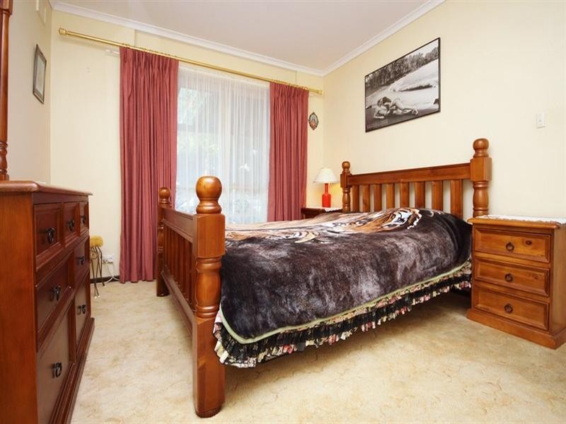 6 Burnbank Grove, Athelstone SA 5076