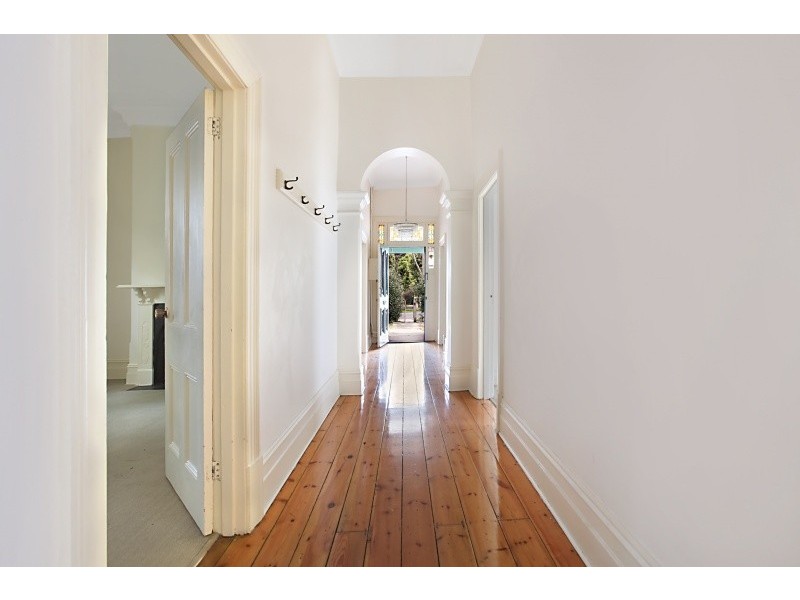 61 Fourth Avenue, St Peters SA 5069