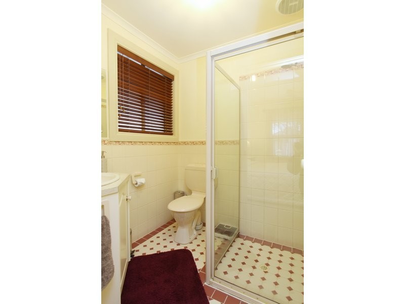 18 Oakdale Drive, Gilles Plains SA 5086