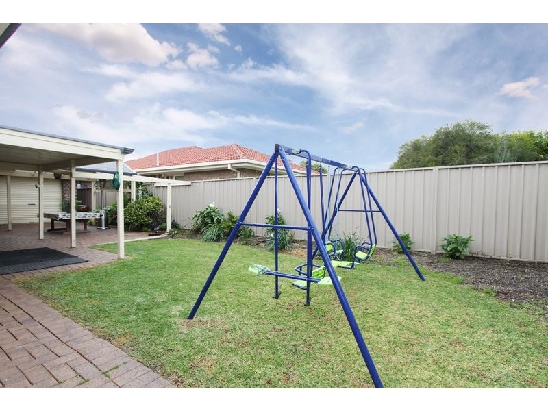 18 Oakdale Drive, Gilles Plains SA 5086