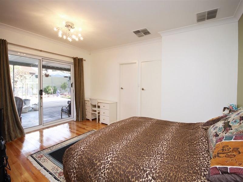 12 Vincent Avenue, Athelstone SA 5076