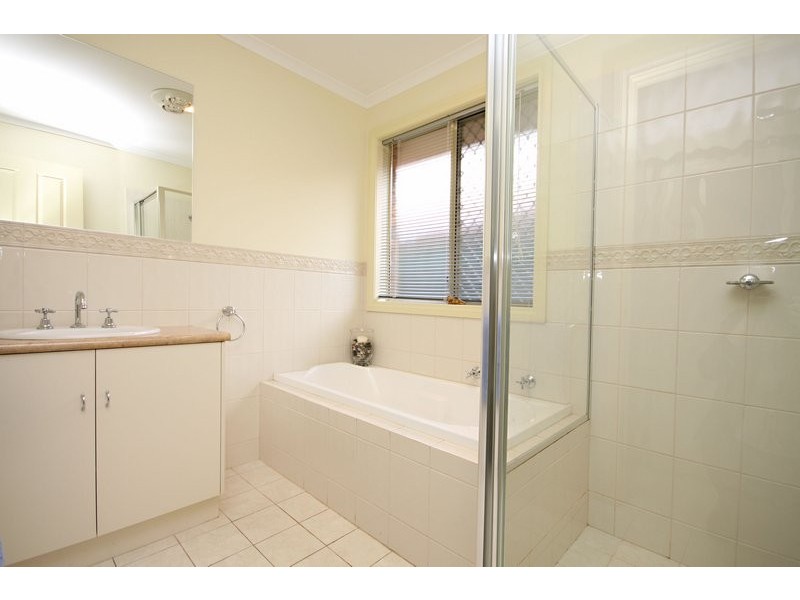 19b Drysdale Crescent, Campbelltown SA 5074