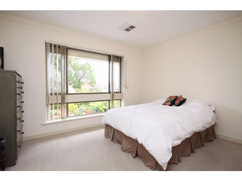 5 Chatswood Grove, Newton SA 5074