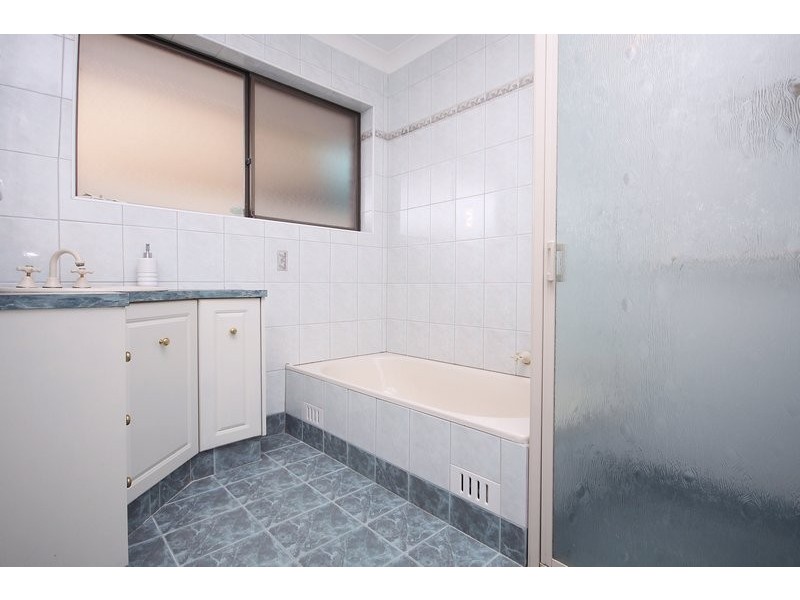 5 Chatswood Grove, Newton SA 5074