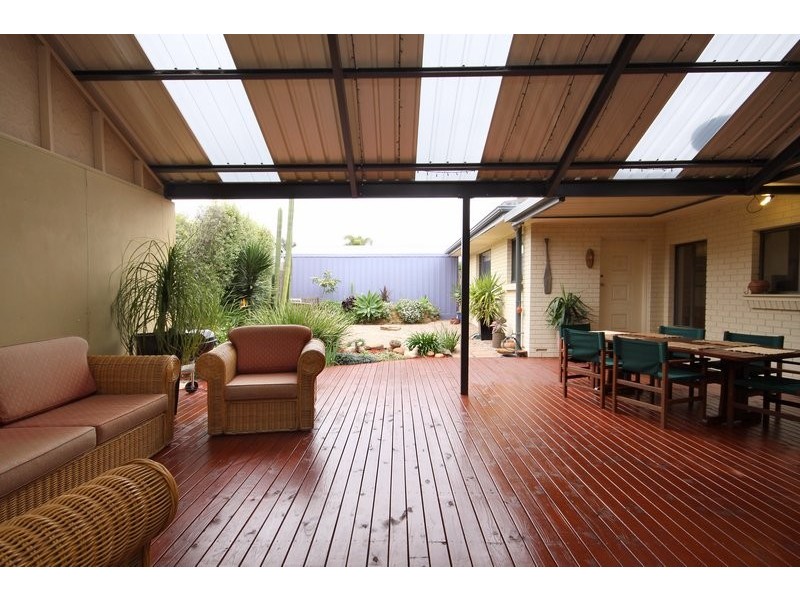 5 Chatswood Grove, Newton SA 5074