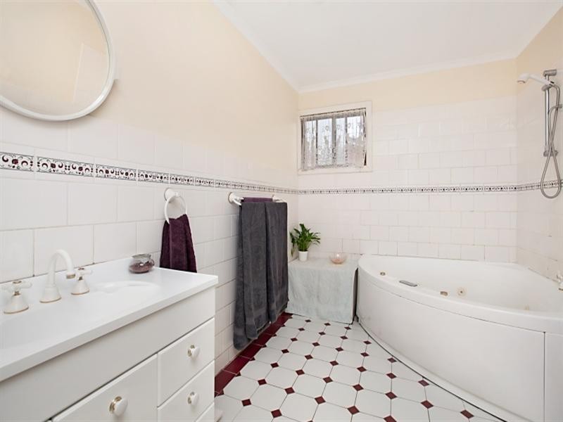 15 Hunt Avenue, Tranmere SA 5073