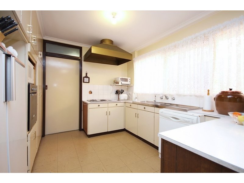 6 Burnbank Grove, Athelstone SA 5076