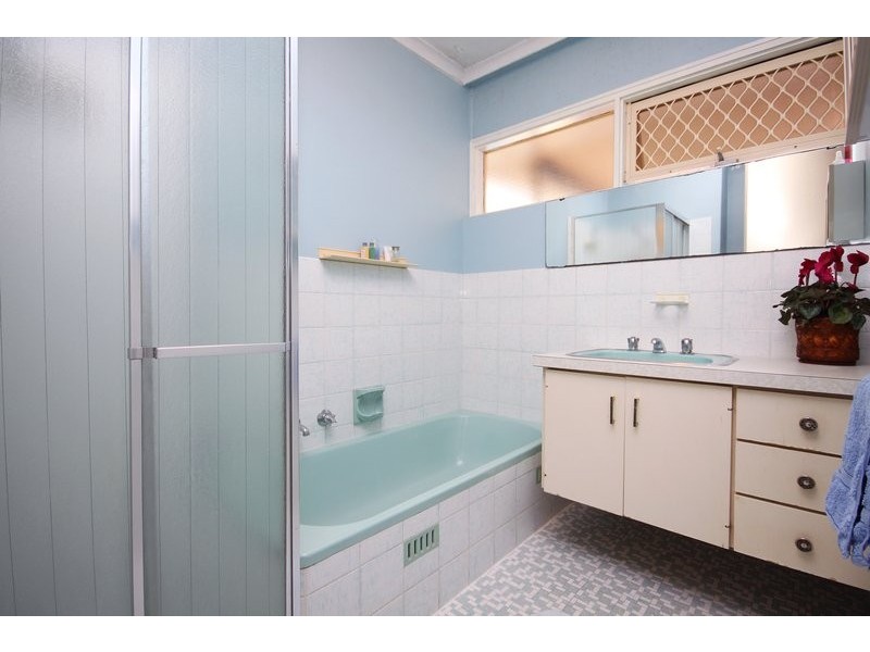 6 Burnbank Grove, Athelstone SA 5076