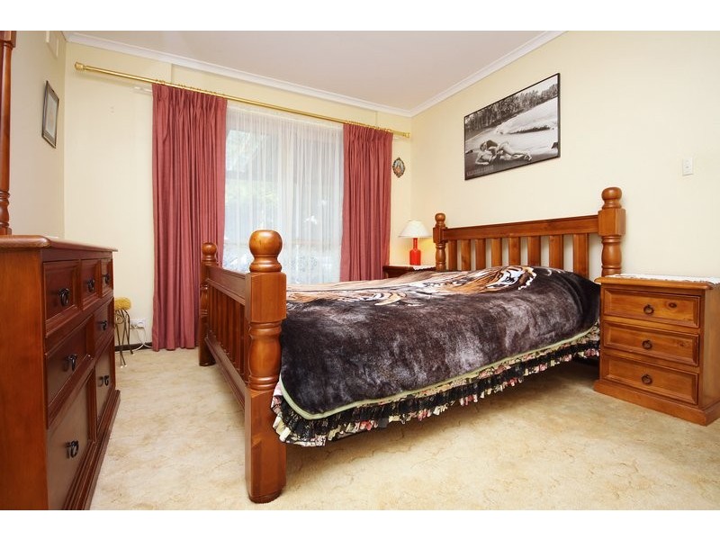 6 Burnbank Grove, Athelstone SA 5076