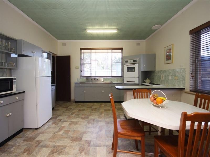 110 Morialta Road (Adj Magill), Woodforde SA 5072