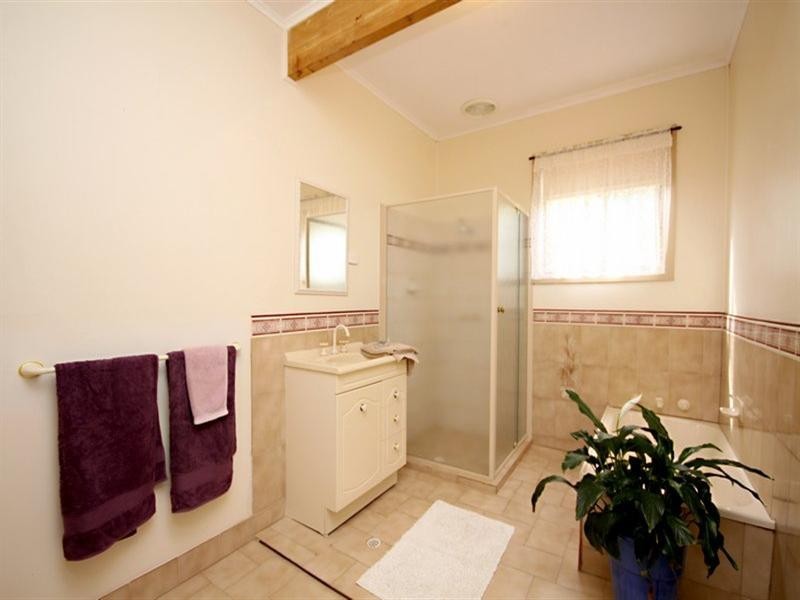 4 Lymn Avenue, Athelstone SA 5076