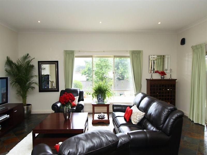 10 Old Orchard Close, Athelstone SA 5076