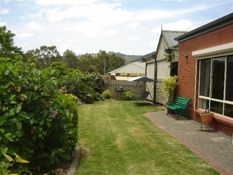 10 Old Orchard Close, Athelstone SA 5076