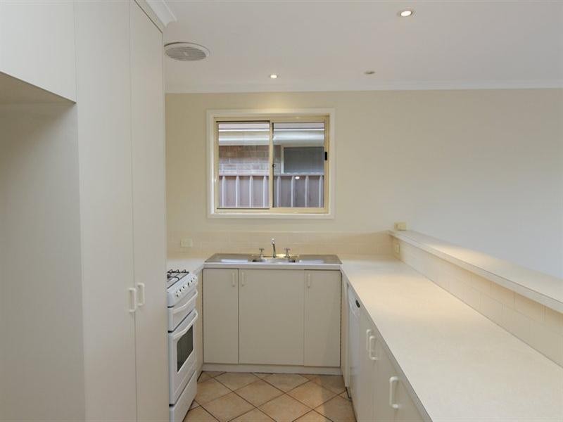 10 Cambridge Street, Gilles Plains SA 5086