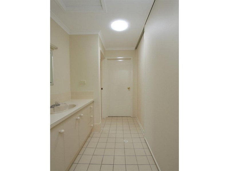 10 Cambridge Street, Gilles Plains SA 5086