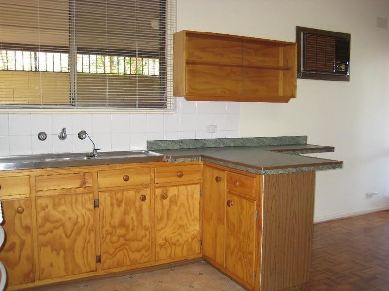 1 Lancaster Avenue, Valley View SA 5093