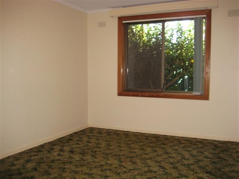 1 Lancaster Avenue, Valley View SA 5093