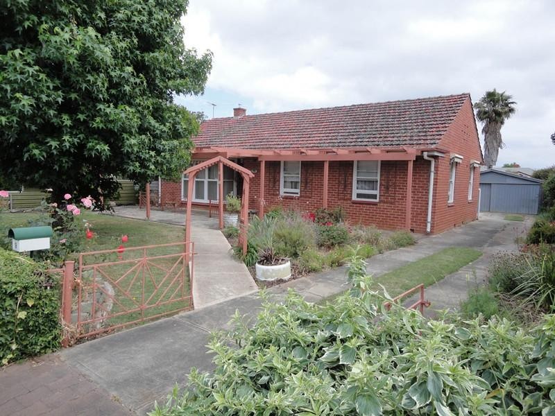 9 John Avenue, Tranmere SA 5073