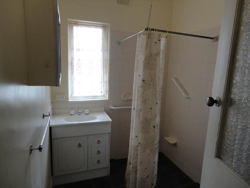 9 John Avenue, Tranmere SA 5073