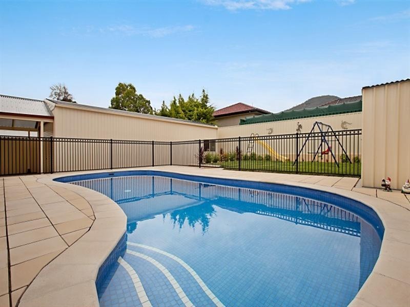 42 Launer Avenue, Rostrevor SA 5073