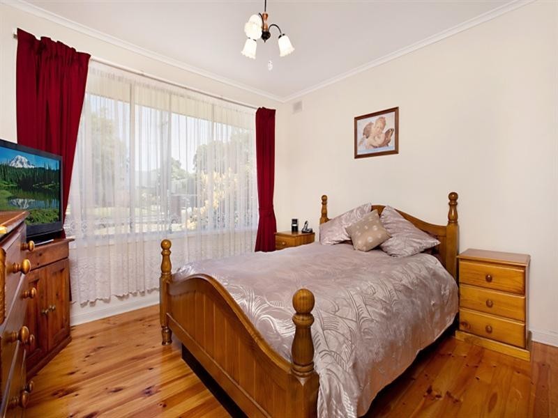 11 Puringa Road, Dernancourt SA 5075