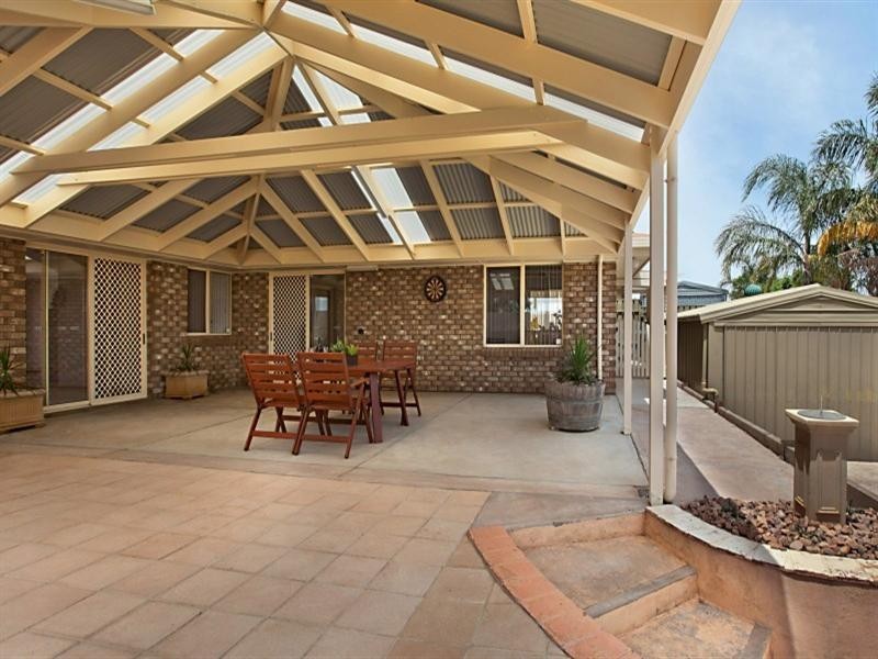 81 Highfield Drive, Hillbank SA 5112