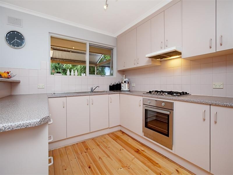 10 Mannara Road, Fairview Park SA 5126