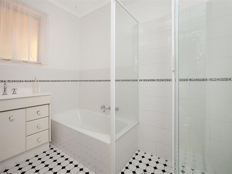 10 Mannara Road, Fairview Park SA 5126