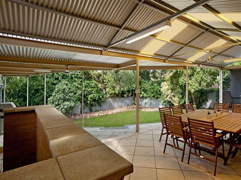 10 Mannara Road, Fairview Park SA 5126