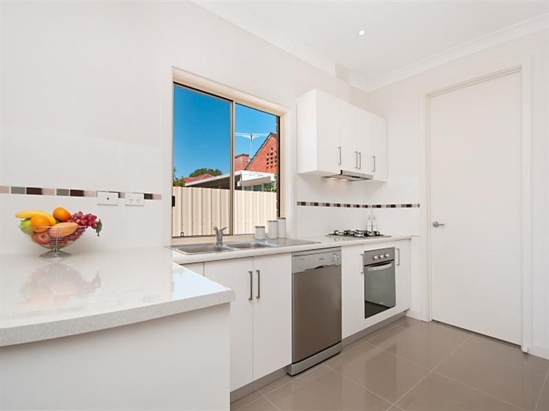 9 Arooma Street, Findon SA 5023