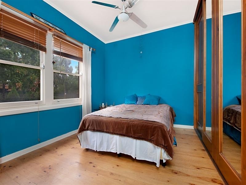 32 Wicks Avenue, Campbelltown SA 5074