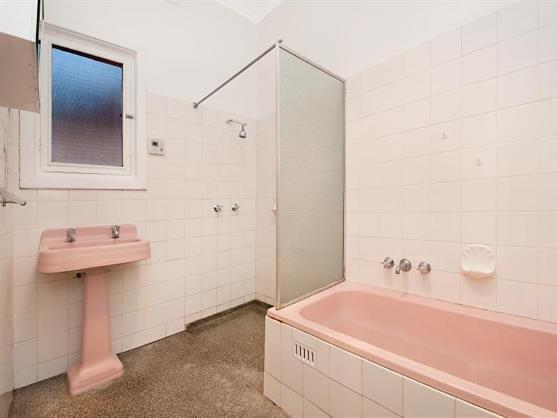 32 Wicks Avenue, Campbelltown SA 5074