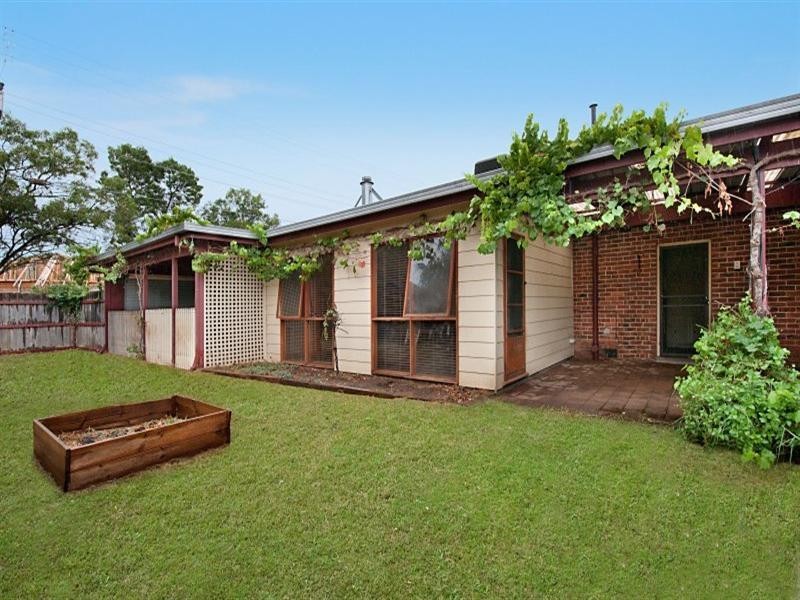 32 Wicks Avenue, Campbelltown SA 5074