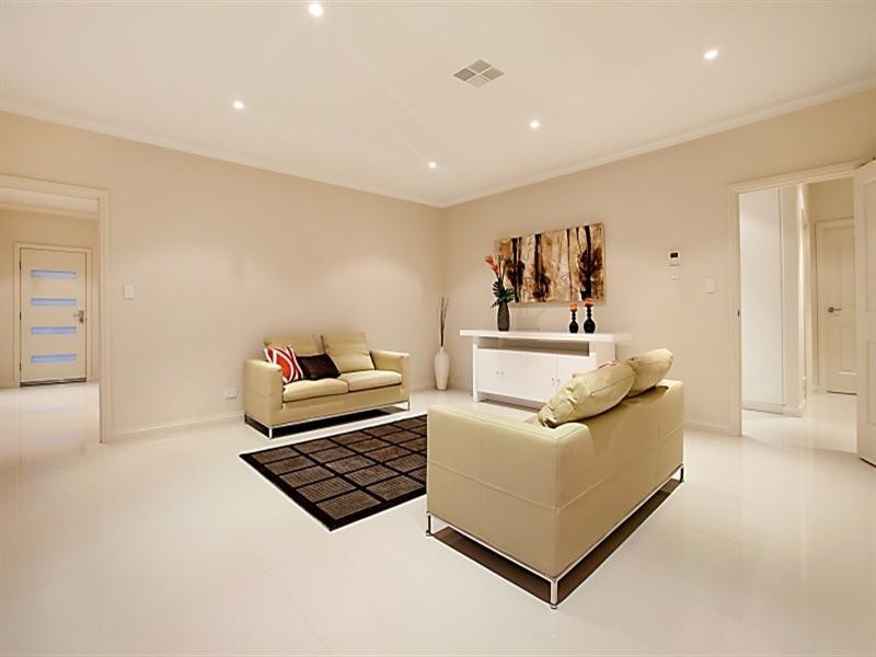 60 Newton Road, Campbelltown SA 5074