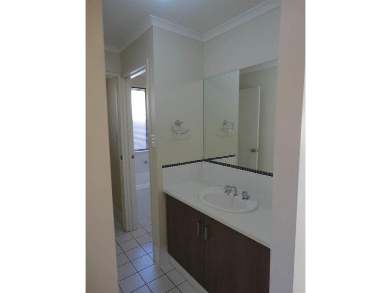 8 Tahlia Court, Parafield Gardens SA 5107