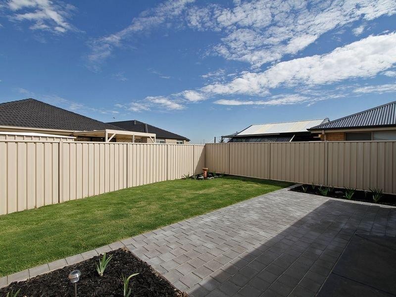 8 Tahlia Court, Parafield Gardens SA 5107