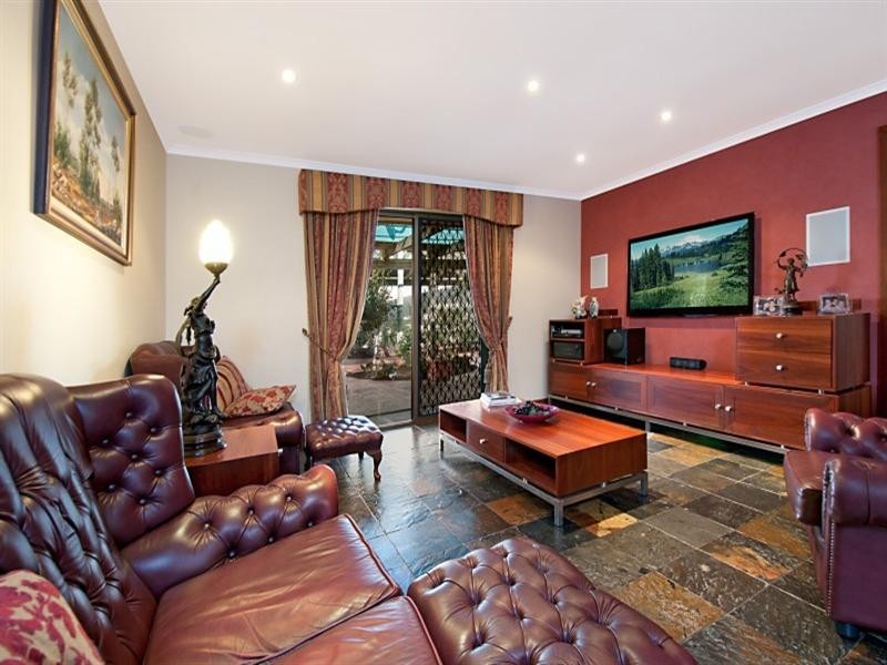 9 Tranquil Court, Campbelltown SA 5074