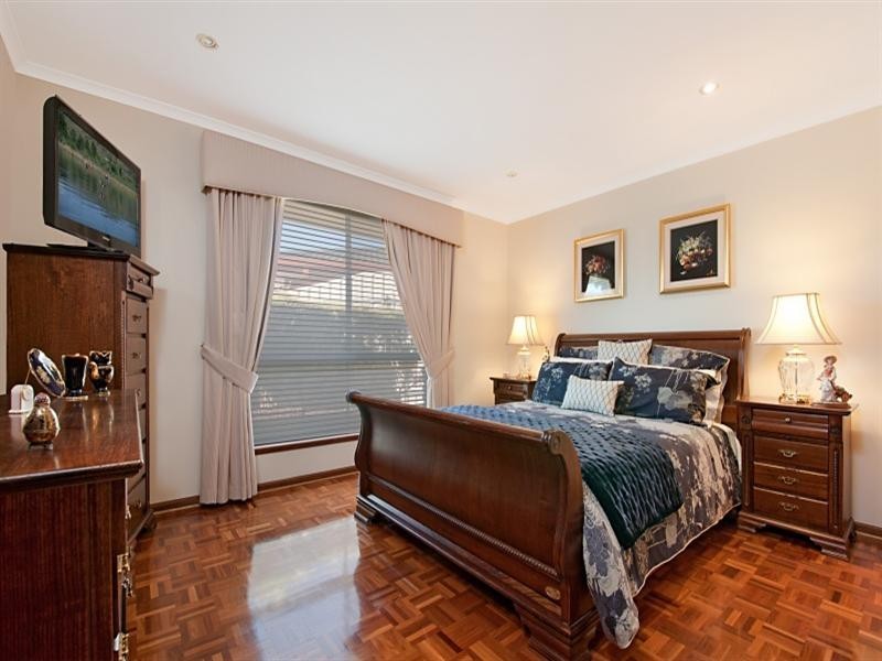 9 Tranquil Court, Campbelltown SA 5074